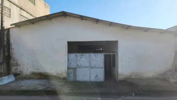 Terreno com 360m² com Galpão Simples em Jacaraipe - Escriturado