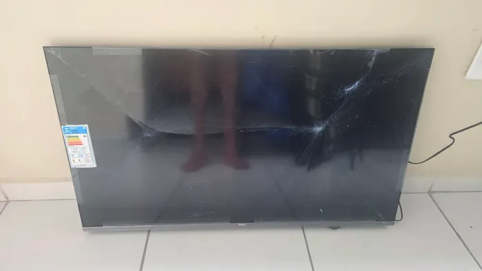Tv com tela quebrada