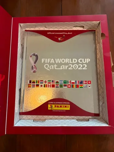 Album da Copa de 2022 completo