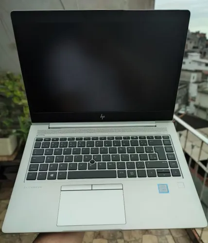 Notebook HP EliteBook 840 G6 - i7 de 8th Gen