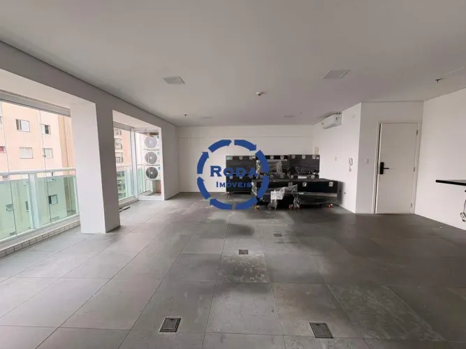Conjunto Comercial 65 m² para Aluguel no Gonzaga, Santos 1 vaga, pronto para negócios