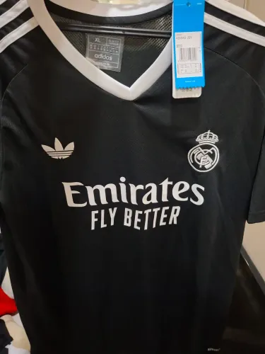 CAMISA REAL MADRID PRETA