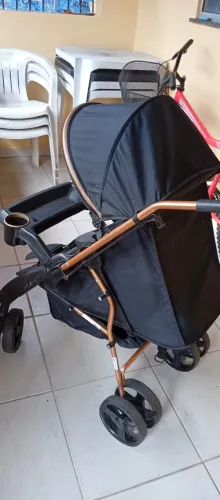 VENDO CARRINHO DE BEBÊ TUTTI BABY