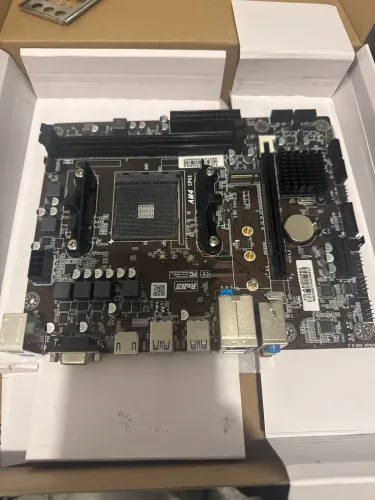 Placa-Mãe AM4 DDR4 para Ryzen - Excelente Estado