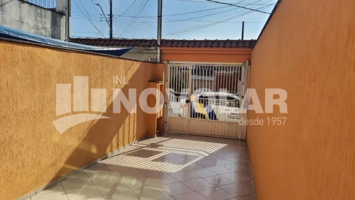 Sobrado na Vila Maria com 3 dormitórios (1 suíte)