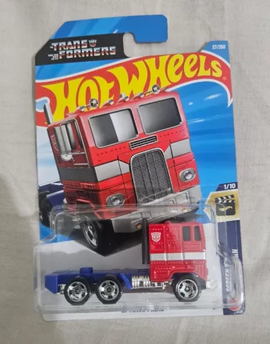 Hot Wheels Optimus