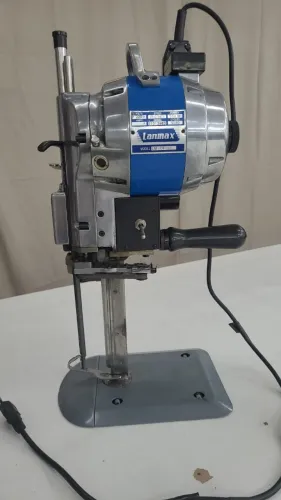 Máquina de Corte de Tecido Lanmax 8