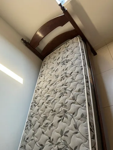 Cama com colchão