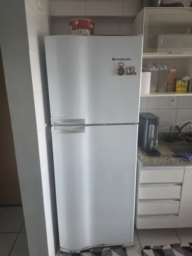 Geladeira continental RCCT480