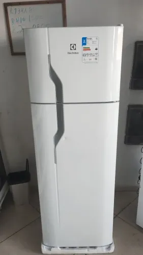 Geladeira nova Electrolux 260 litros gelo seco