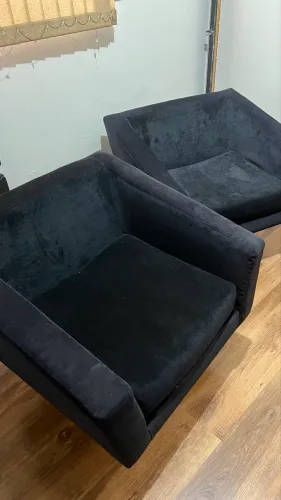 Par de Poltronas Azul Marinho em Veludo - Giratórias 