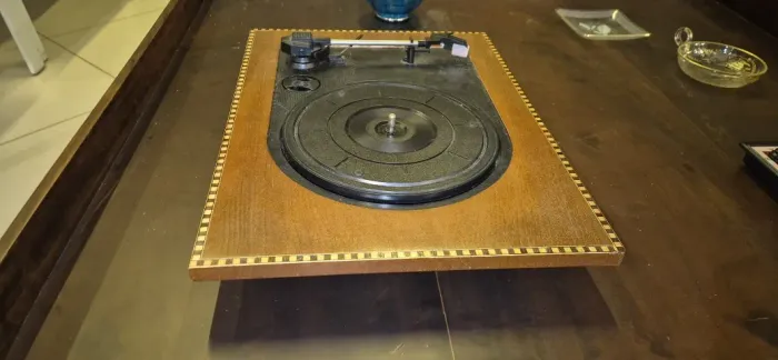 Toca-Discos ION Quick Play LP