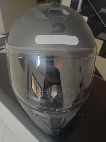 Capacete de Moto Semi Novo