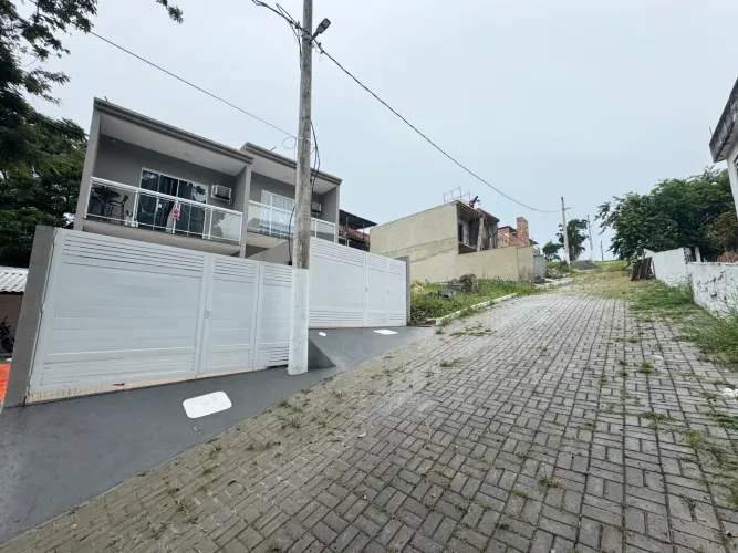 Alugo linda casa em vila Valqueire 2ª locação