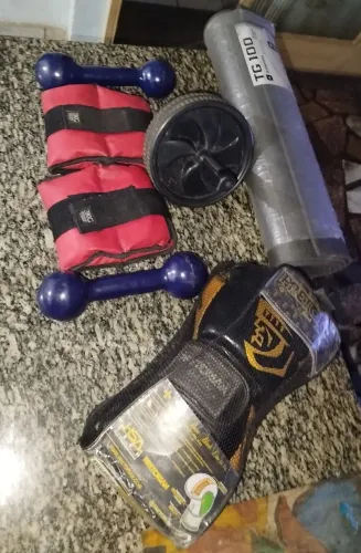 Kit de calistenia e box para troca em Playstation 4