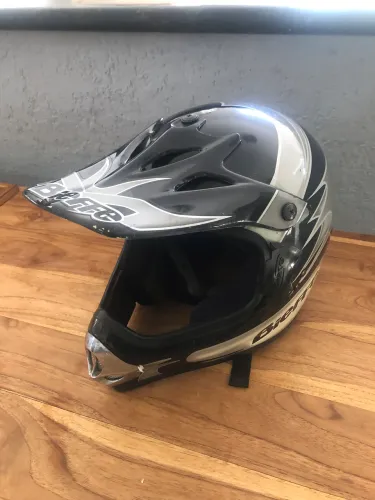 Capacete