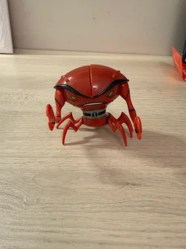 Atrópode Ben 10 UAF - Bandai