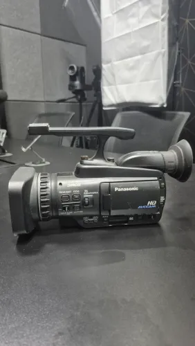 Câmera Panasonic AG-HMC40 AVCCAM