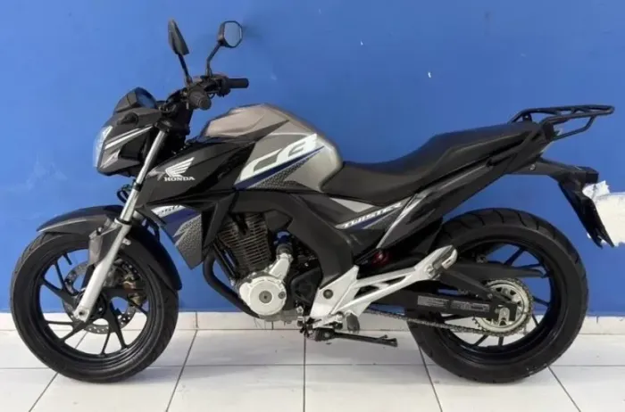 HONDA CB TWISTER