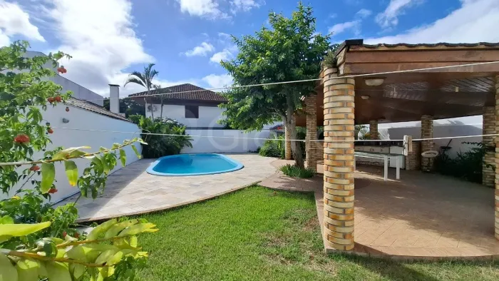 Casa 4 quartos no Corrego Grande, Florianópolis - SC