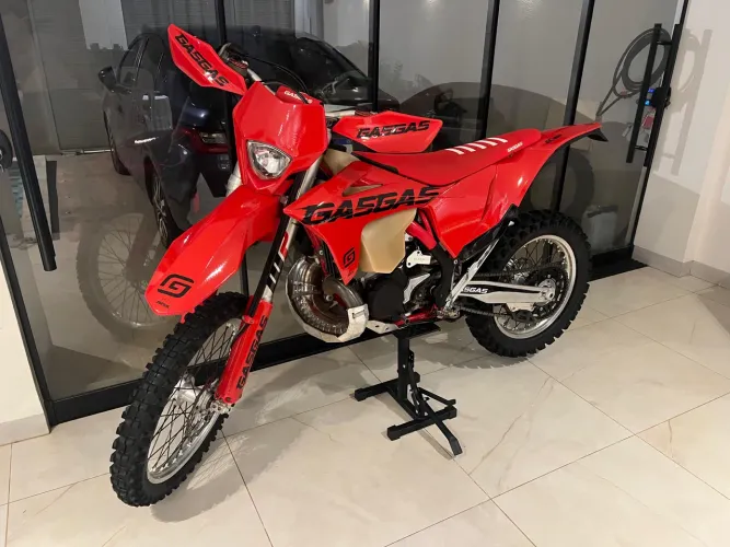 Vendo: Gás gás ec300 ano:2023 