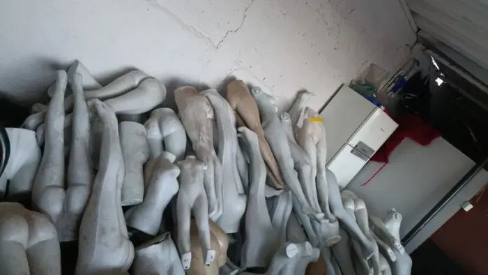 Maniquim usado