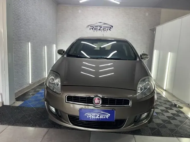 Fiat Bravo Essence 1.8 Flex 16V 5P 2011