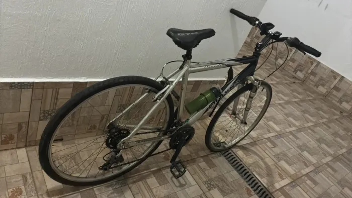Bicicleta merida profissional street