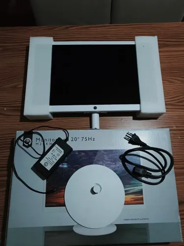 Monitor M20KWB 