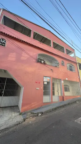 Vendo/Alugo - Casa enorme no coração de Campo Grande, Cariacica