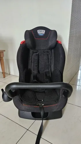 Cadeirinha Burigotto Matrix Evolution K até 25Kg - Bom estado