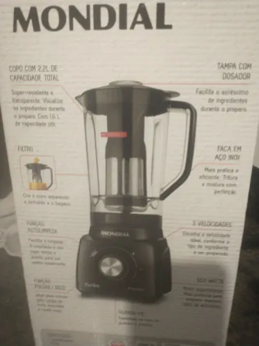 Vende-se um liquidificador
