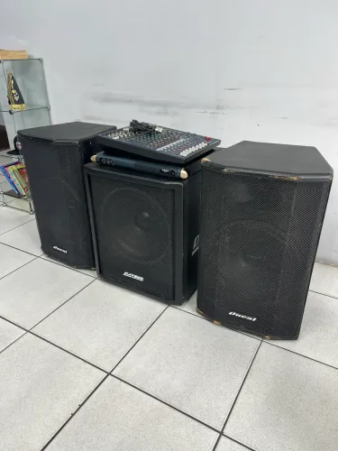 Kit Som Profissional: 2 Caixas Oneal + 1 Subwoofer Datrel + Mesa + Potência