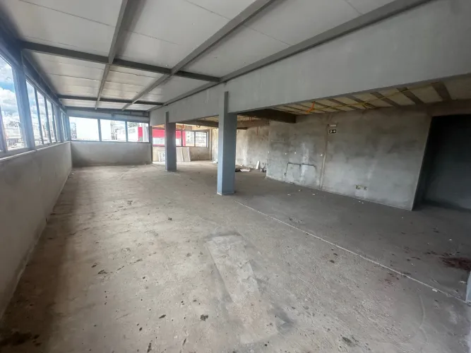 ALUGA-SE SALA COMERCIAL  250 m²  SAMDU TAGUATINGA NORTE/DF