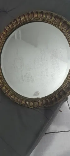 Espelho antigo, 200 reais