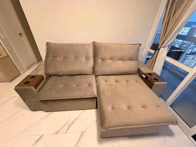 Sofá 4 lugares