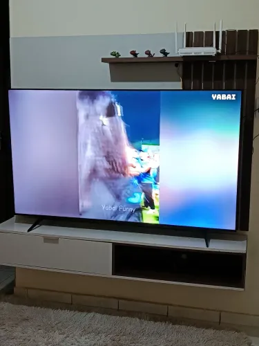 vendo uma Tv 65 TCL