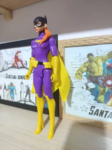 Batgirl 30cm original marca Hasbro 