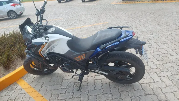 Moto em perfeito estado
