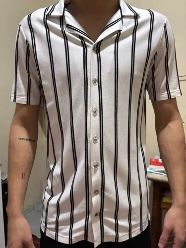 Camisa social com listras