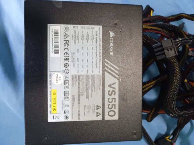 Fonte Corsair VS 550 - 550w Cor Black