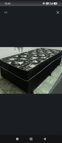 Vendo uma cama box solteiro