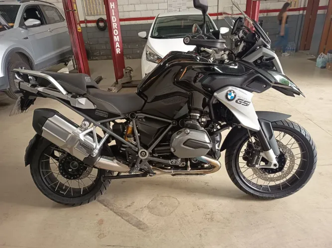 BMW R 1200 GS TRIPLE BLACK