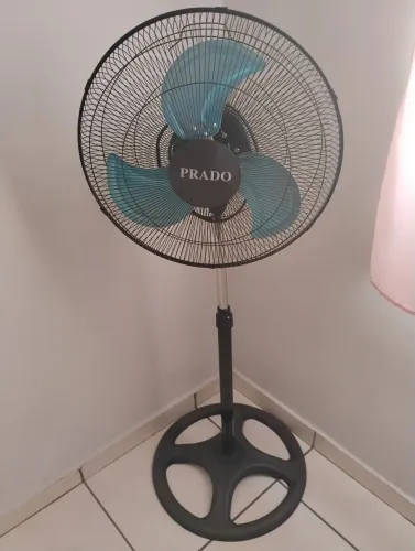 Ventilador pedestal 