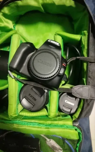 Câmera Canon sl3