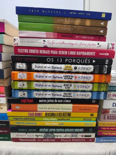 LIVROS - 10 REAIS CADA