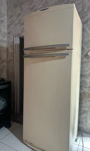 Vendo geladeira Brastemp