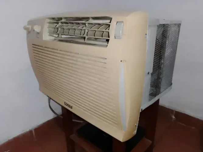 Ar condicionado 7500 - Consul - 110v - Gelando - Limpo - Aceito Cartão