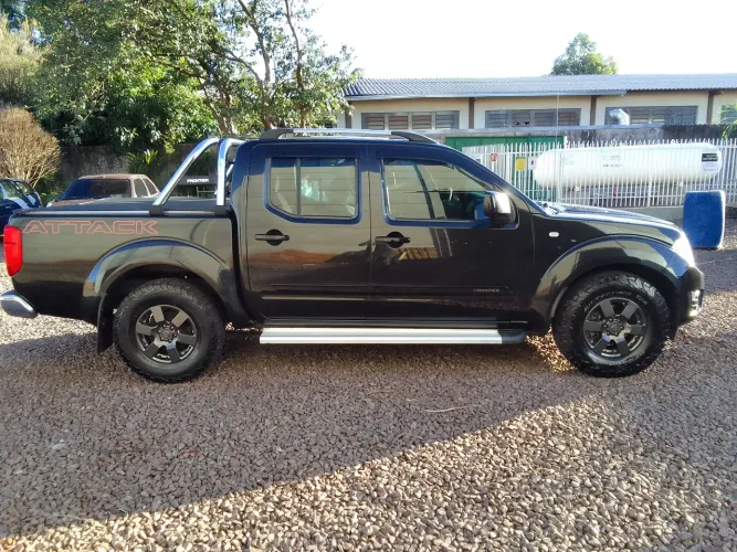 Nissan Frontier S CD 4X2 2.5 TB Diesel 2014