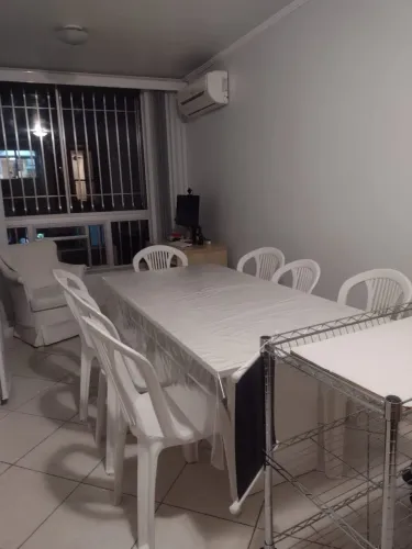 Mesa branca Tolstoy